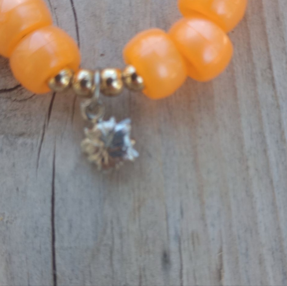 Handmade orange bracelet - Picture 2 of 4